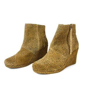 Toms Desert Wedge Cheetah Print Suede Side Zip Ankle Boot 8.5W